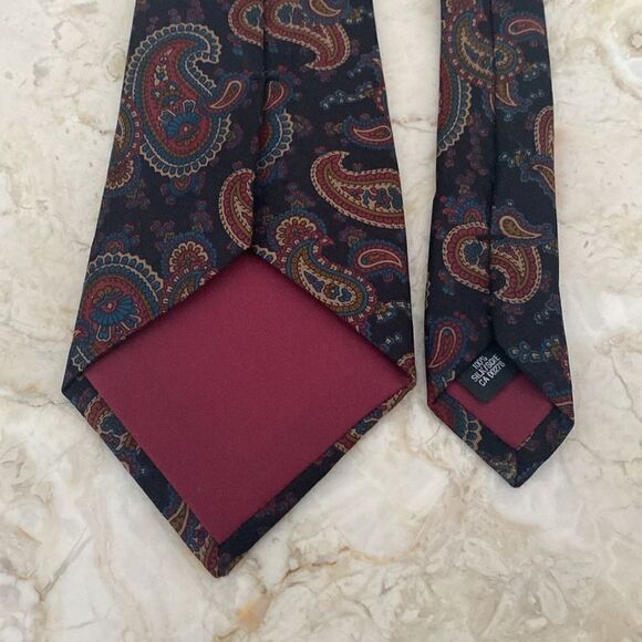 Yves Saint Laurent Dark Paisley Print Tie 100% Silk - Picture 6 of 8